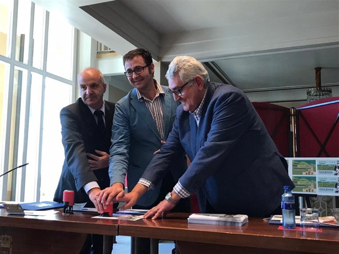 Modesto Fraguas, José Luis Costillas y Laureano García.