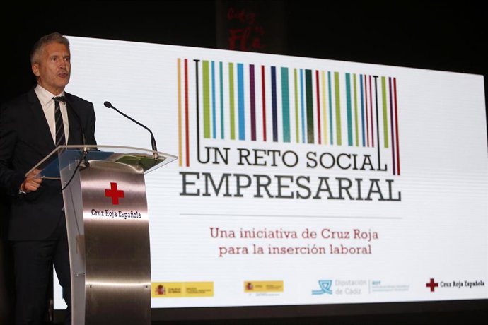 Marlaska en el acto de entrega de los premios de Cruz Roja en Cádiz