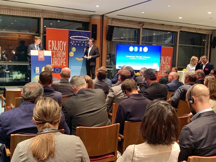 COMUNICADO: ¿Hay futuro para el plátano europeo?