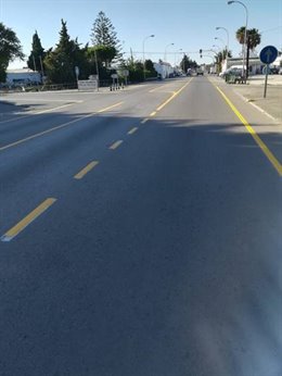 Antigua N-340 en la entrada de Conil, por Casa de Postas