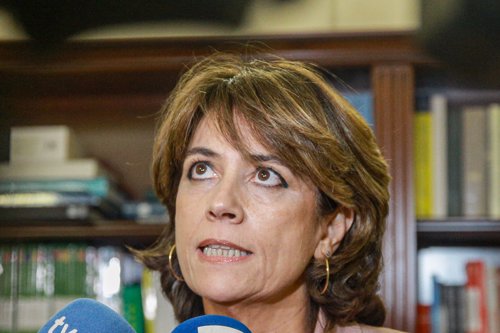 La ministra de Justicia, Dolores Delgado, admite que escribió al ministro de Justicia italiano por el caso Juana Rivas