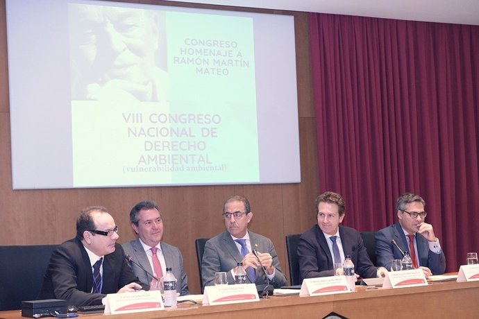 Inauguración en la Universidad de Sevilla del Congreso Nacional de Derecho Ambiental.