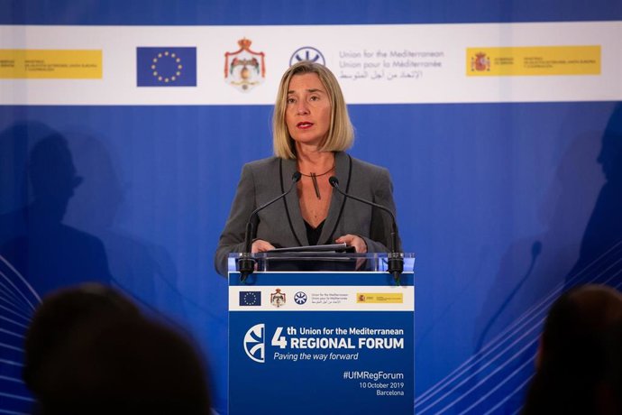 AV.- Mogherini pide el cese de la acción militar turca en Siria pero descarta vi