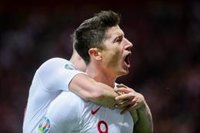 Un 'hat-trick' de Lewandowski resguarda el liderato de Polonia en el Grupo G