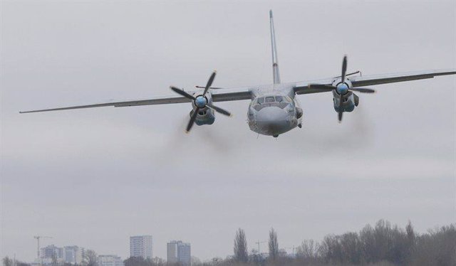 Desaparece un avión de carga con ocho personas a bordo en República Democrática