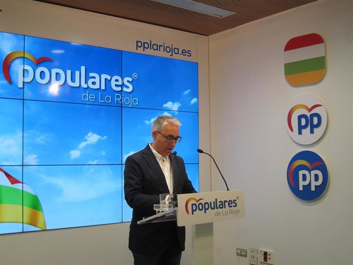 El portavoz del Grupo Popular en la Cámara regional, Jesús Ángel Garrido