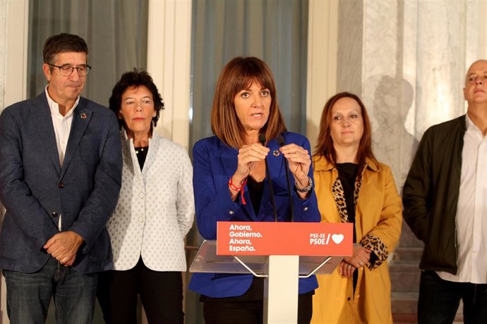 La Secretaria General de los Socialistas Vascos, Idoia Mendia, durante su intervención en la presentación de los candidatos del PSE-EE al Congreso y el Senado, en el Teatro Victoria Eugenia de San Sebastián /Euskadi (España), a 9 de octubre de 2019.