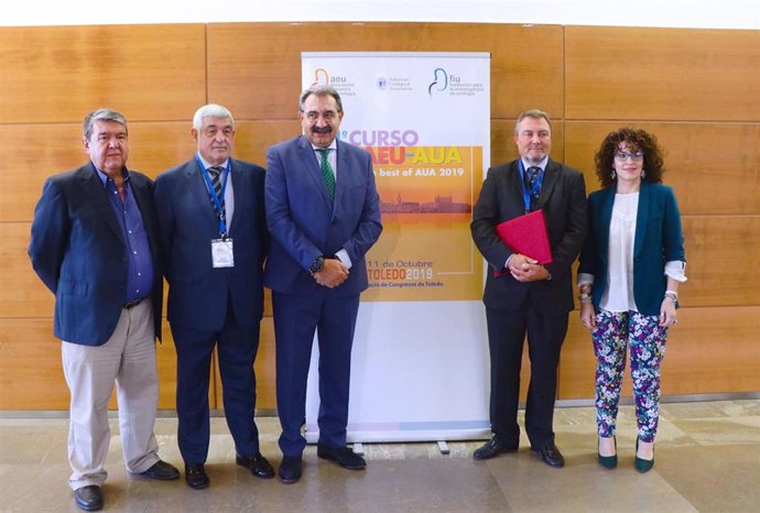 El consejero de Sanidad, Jesús Fernández Sanz, en el IV Curso de la Asociación Española y de la Asociación Americana de Urología celebrado en Toledo
