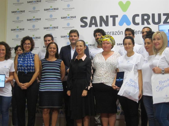 La alcaldesa de Santa Cruz de Tenerife, Patricia Hernández, en la presentación de la campaña de limpieza