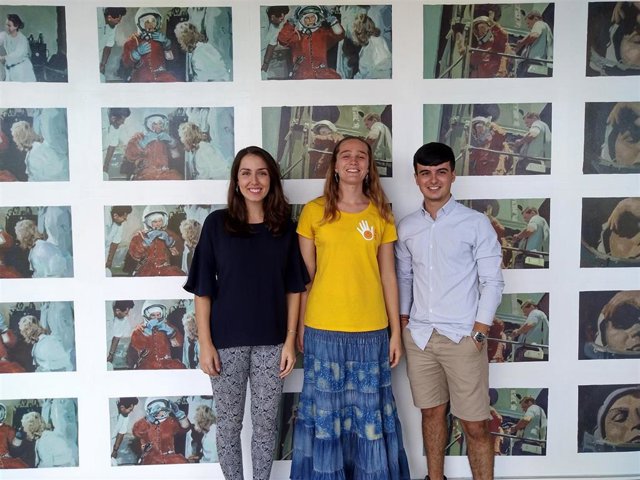 Tres de los 749 auxiliares de conversación en inglés