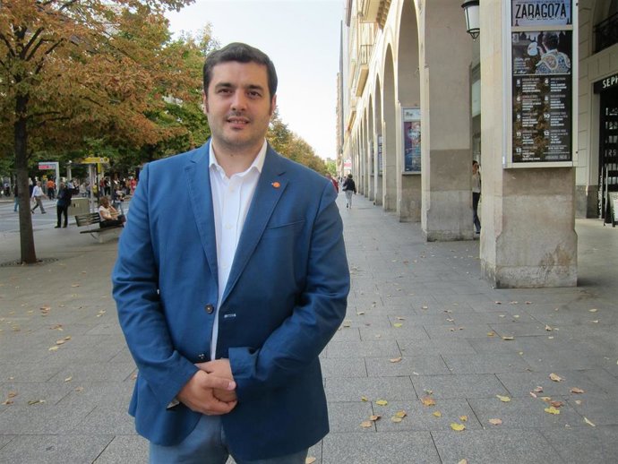 El concejal de Servicios Generales, Deporte e Instalaciones Deportivas del Ayuntamiento de María de Huerva, Javier Zárate.