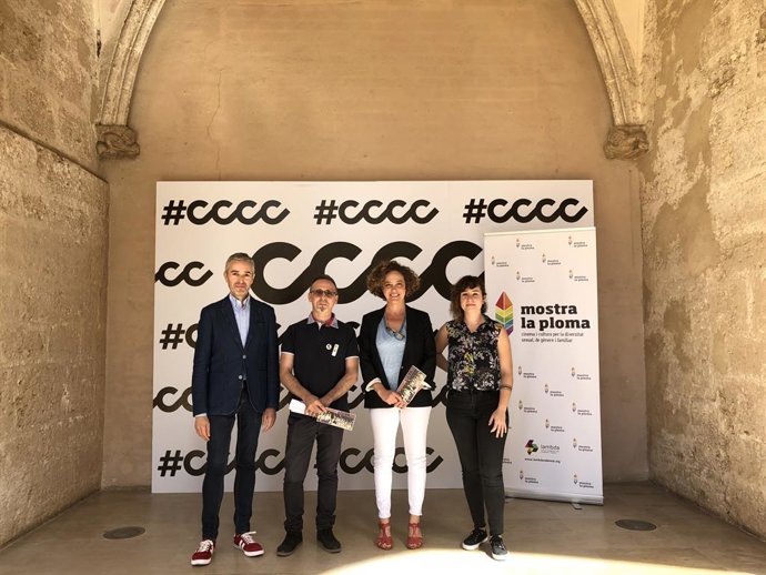 Presentación de Mostra la Ploma en el Centre del Carme