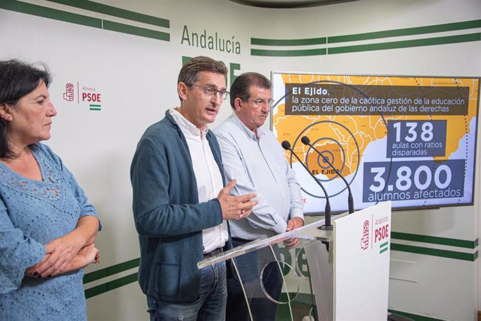 María González, José Luis Sánchez Teruel y José Miguel Alarcón,  en rueda de prensa