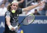 Tsitsipas, Zverev y Berrettini sorprenden en Shanghai y complican a Bautista las Finales de la ATP