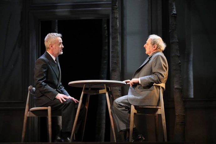 Carlos Hipólito y Emilio Gutiérrez Caba en 'Copenhague'