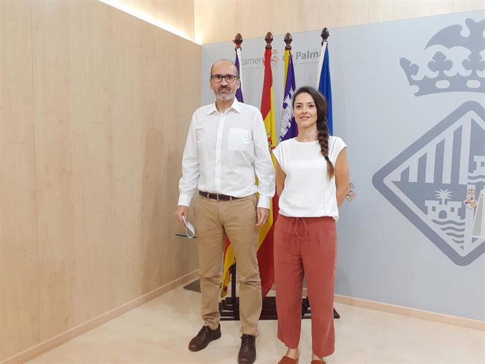 La directora general de Trabajo y gerente de PalmaActiva han dado a conocer los datos de la afiliación y del paro de septiembre.