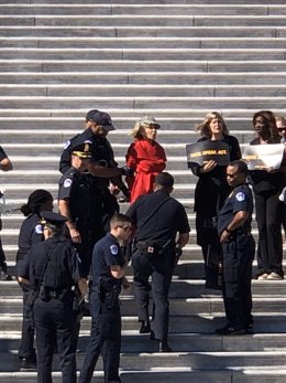 Jane Fonda detenida en una protesta contra el cambio climático