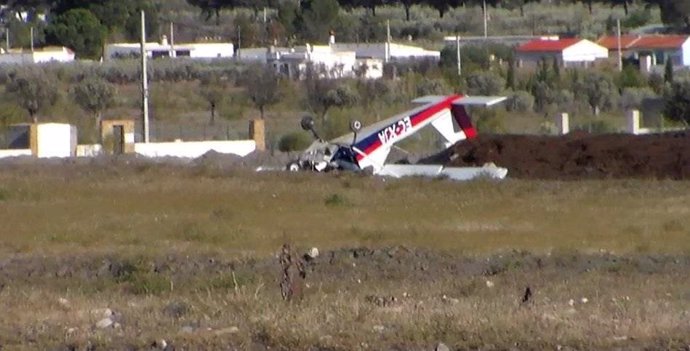 Imagen de archivo de una avioneta accidentada