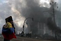 Lenín Moreno declara el toque de queda en Quito frente a los "intolerables desmanes de violencia"