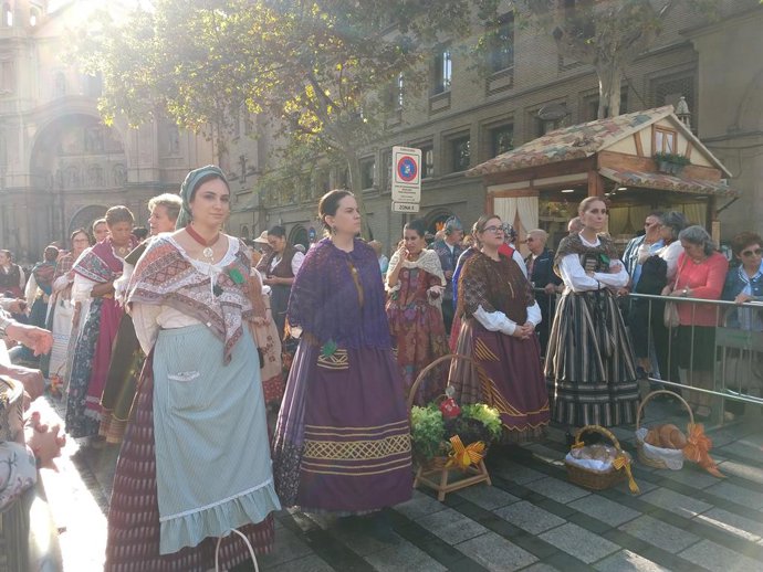 Zaragoza.- Los participantes en la Ofrenda de Frutos entregan más de siete tonel