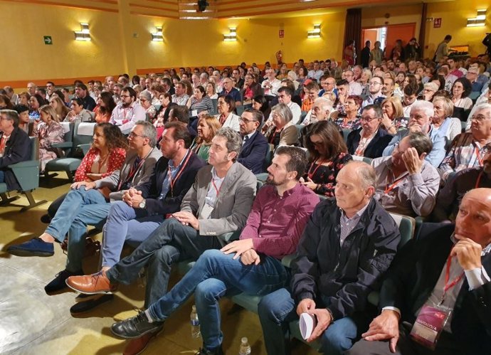 Iratxe García, Javier Izquierdo, Óscar Puente, Manuel Escarda y Luis Tudanca en el Congreso Provincial Extraordinario del PSOE de Valladolid.