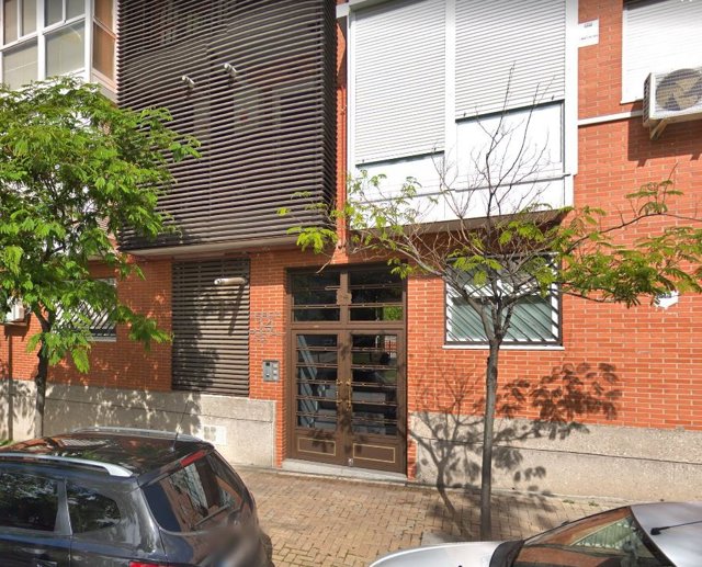 Imagen del edificio donde un hombre ha retenido a su mujer