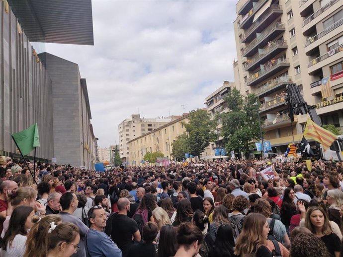 Protesta en Girona tras la publicación del fallo sobre los líderes soberanistas