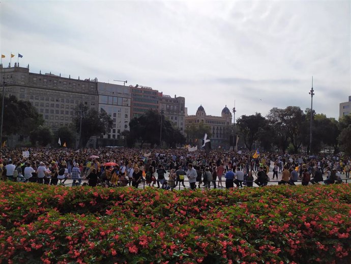 Concentración en plaza Catalunya tras la sentencia del 1-O