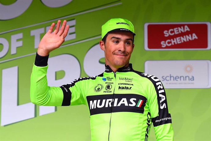 El ciclista aragonés Sergio Samitier ficha por el Movistar Team