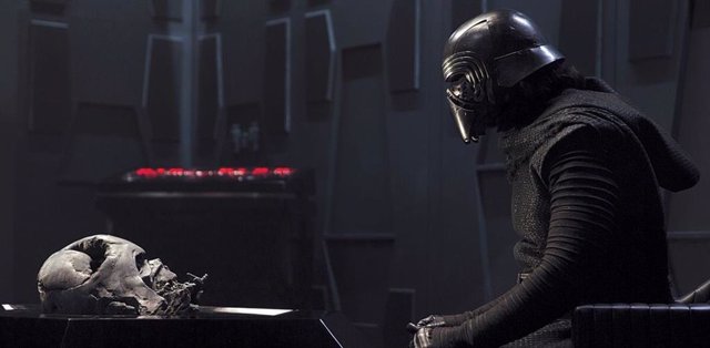 Kylo Ren con Darth Vader