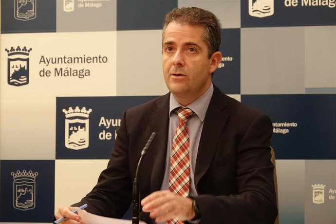 Carlos Conde en rueda de prensa