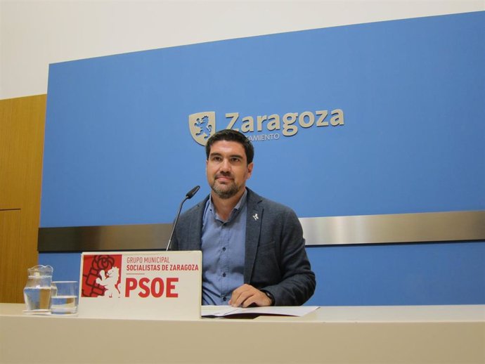 El portavoz de Hacienda del PSOE en el Ayuntamiento de Zaragoza, Horacio Royo.