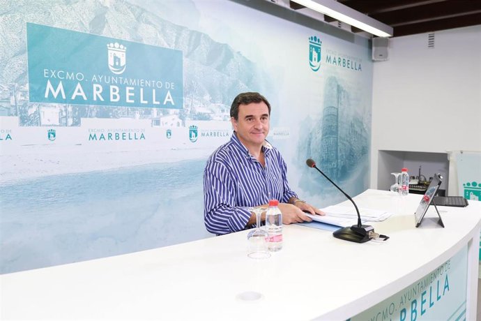 El portavoz municipal de Marbella, Felix Romero, en rueda de prensa