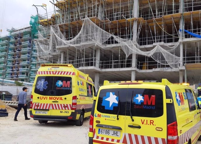 Lugar desde donde cayó un obrero de un andamio en Tres Cantos