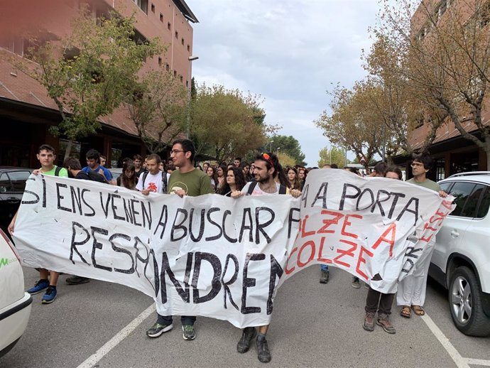 Estudiants de la Universitat de Lleida es manifiesten per la sentncia.