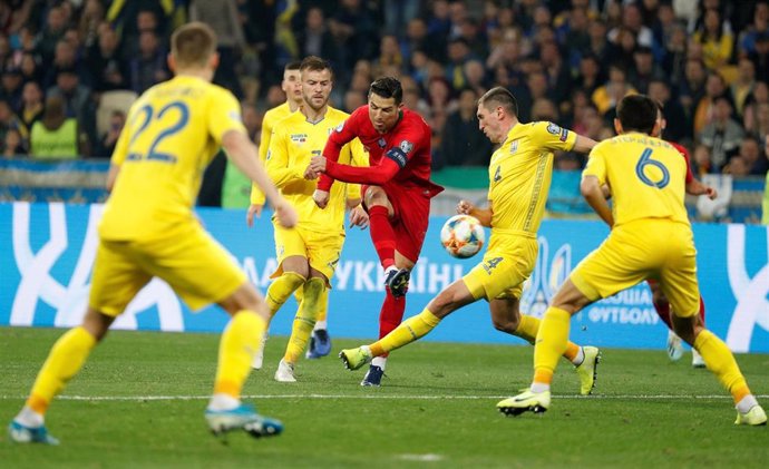 Cristiano Ronaldo en el duelo entre Ucrania y Portugal
