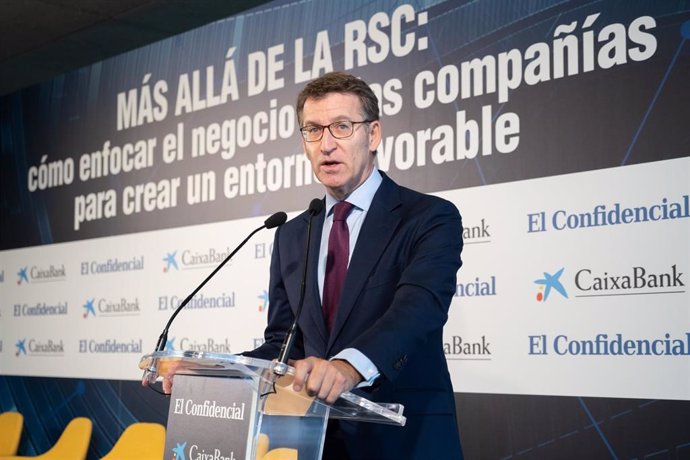 El presidente de la Xunta, Alberto Núñez Feijóo, en unas jornadas sobre Responsabilidad Social Corporativa