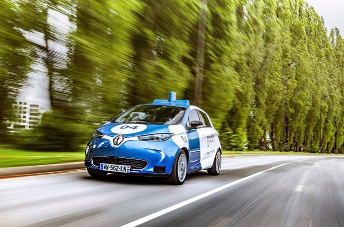 Renault inicia tests experimentales del servicio bajo demanda del Zoe Cab eléctricos, autónomos y compartidos