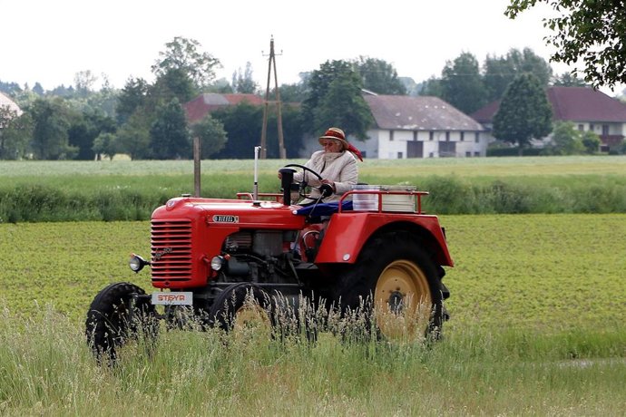 Mujer en el entorno rural.