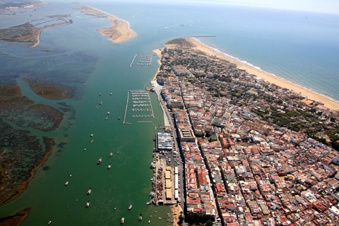 Vista aérea del Puerto de Punta Umbría.