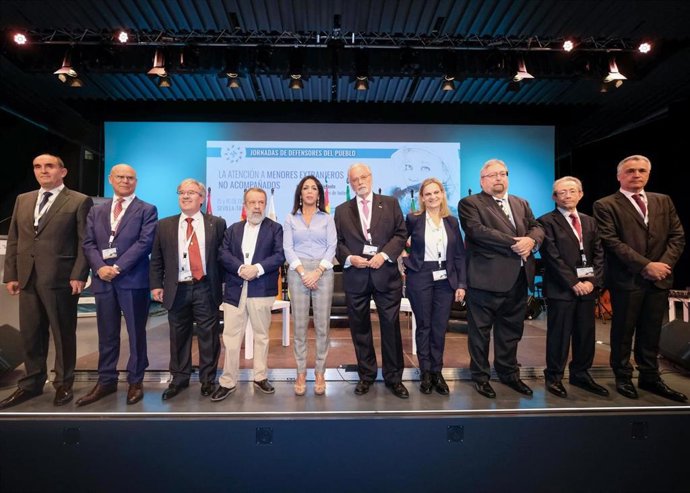 Marta Bosquet elogia la labor de los defensores del pueblo, "un aliado de los ciudadanos atento siempre a sus problemas"