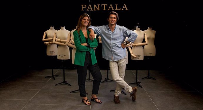 Francisco Sánchez, CEO de Pantala, y Pilar Olmedo, fundadora y CMO de Pantala.