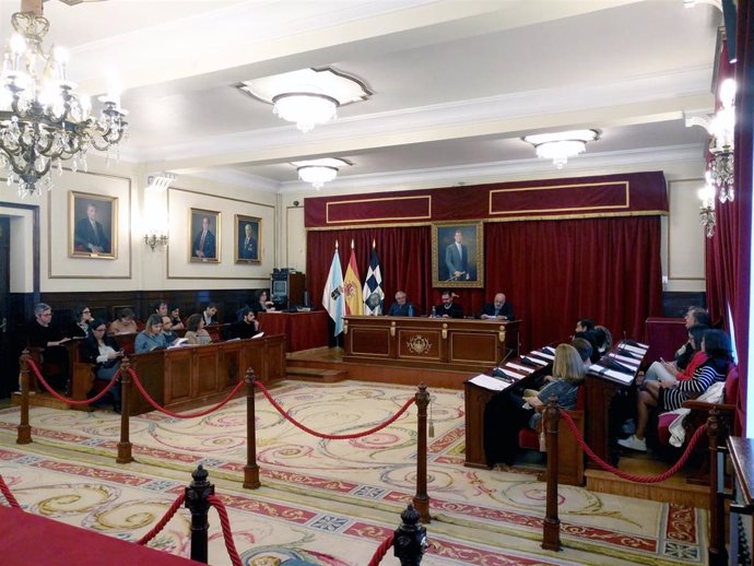 Pleno en el Ayuntamiento de Ferrol.
