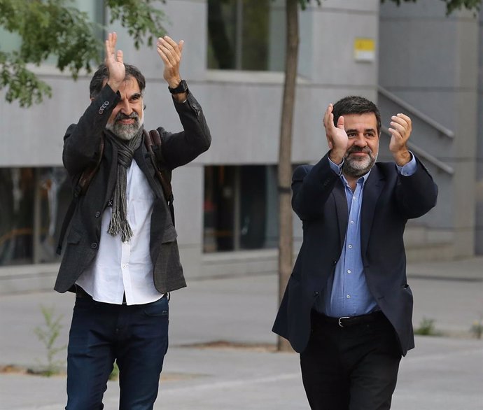 Jordi Snchez i Jordi Cuixart acudeixen a declarar a l'Audincia Nacional