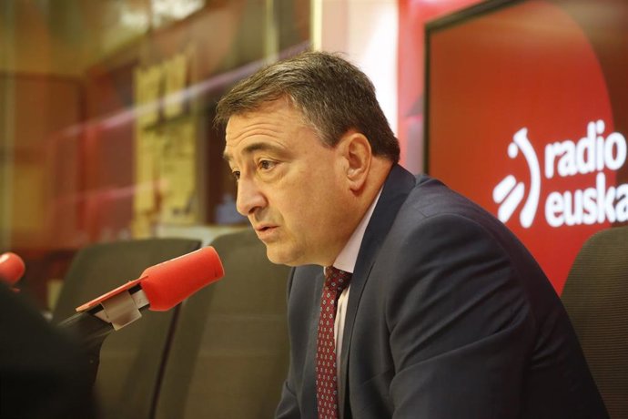 AItor Esteban (PNV) en una entrevista radiofónica