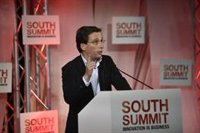 Almeida reconoce un “fracaso como ciudad” que Madrid no dispusiera de “recursos necesarios” para solicitantes de refugio