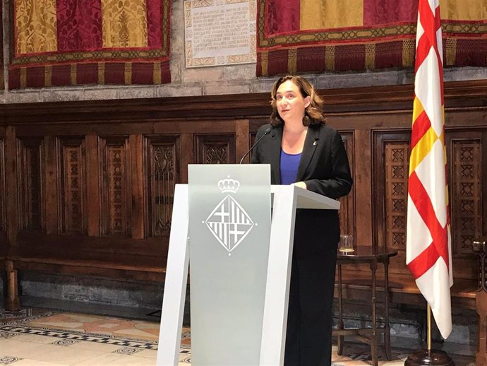 La alcaldesa de Barcelona, Ada Colau, pronuncia una declaración institucional desde el Ayuntamiento de Barcelona sobre la sentencia del proceso independentista