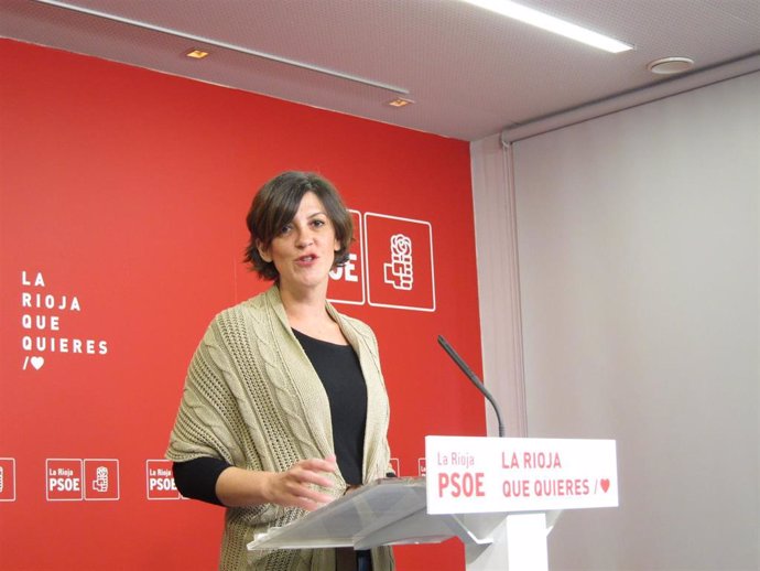 La candidata del PSOE al Congreso, María Marrodán, explica posicionamiento elecciones PSOE