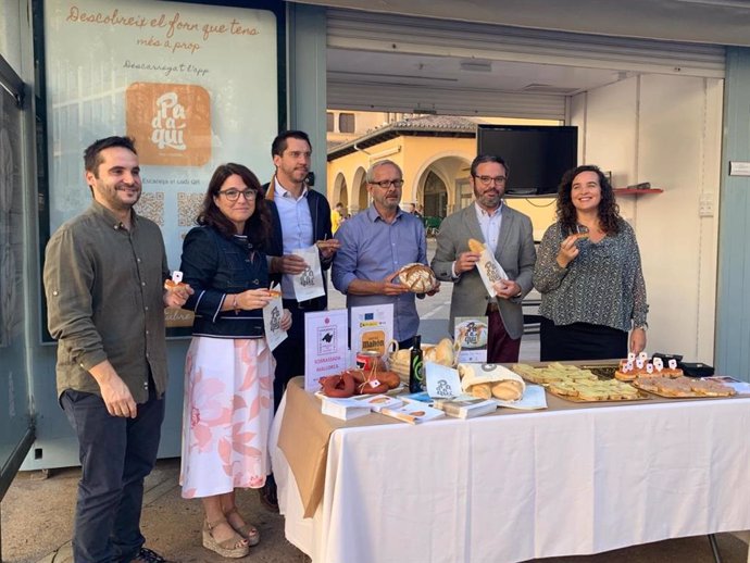 Degustación de 'Pa d'aquí' y rueda de prensa de presentación de una nueva APP sobre panaderias de Baleares