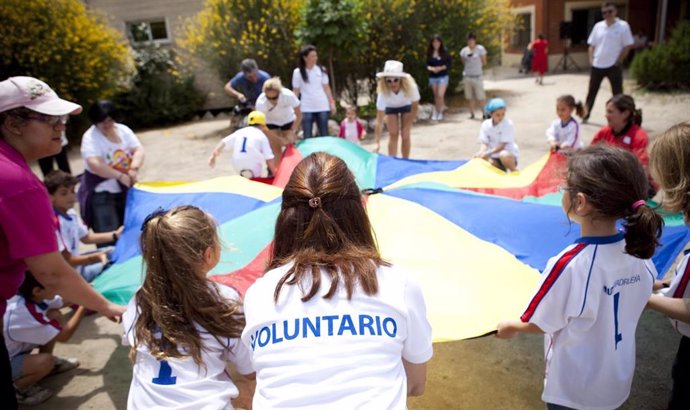 La Fundación Mutua Madrileña convoca los VII Premios al Voluntariado Universitario